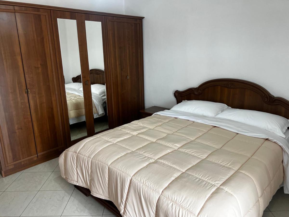 City Central Apartment 2 티라나 외부 사진