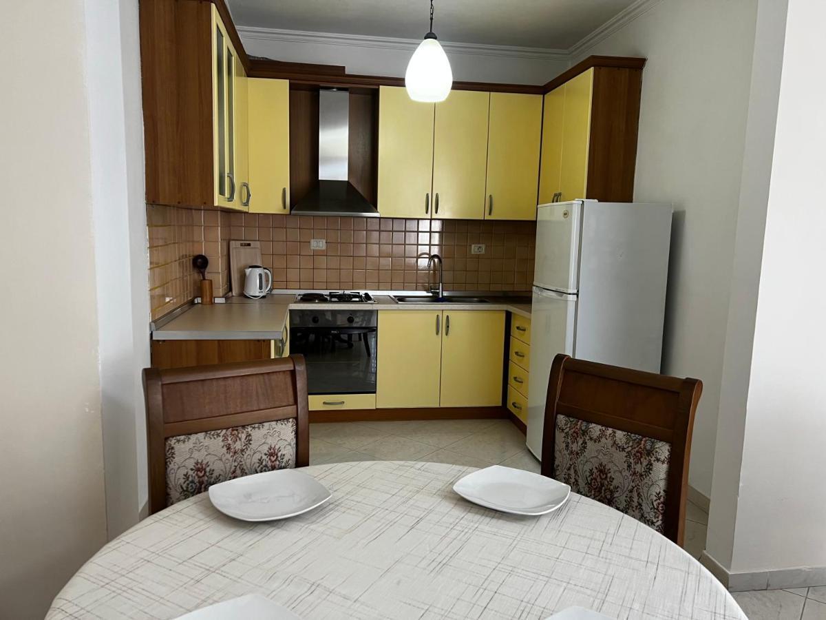 City Central Apartment 2 티라나 외부 사진