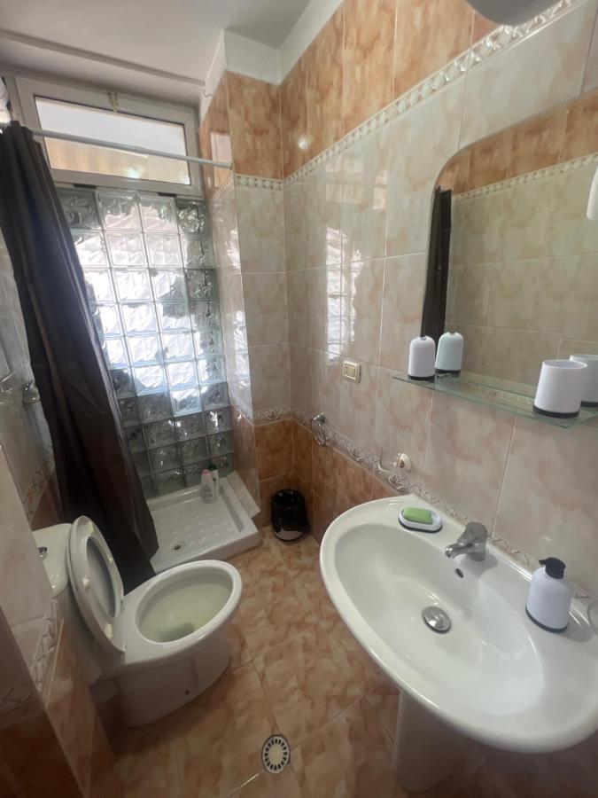 City Central Apartment 2 티라나 외부 사진